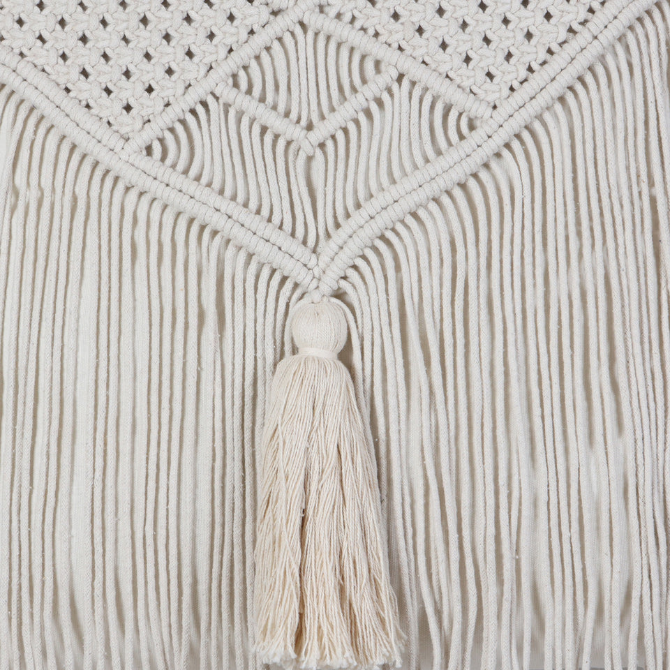 COJÍN MACRAME BORLA CUADRADO