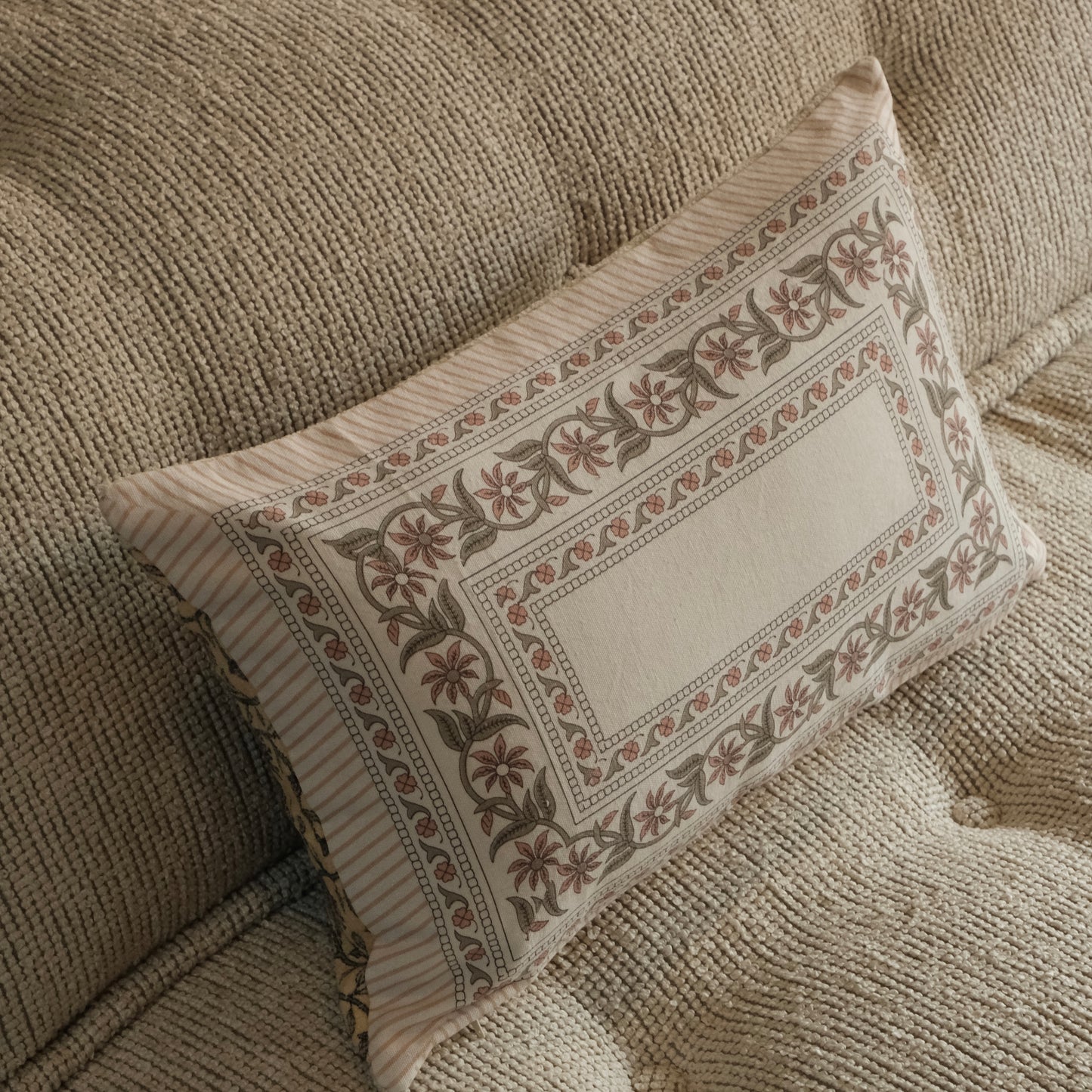 Cojín Rectangular Flores