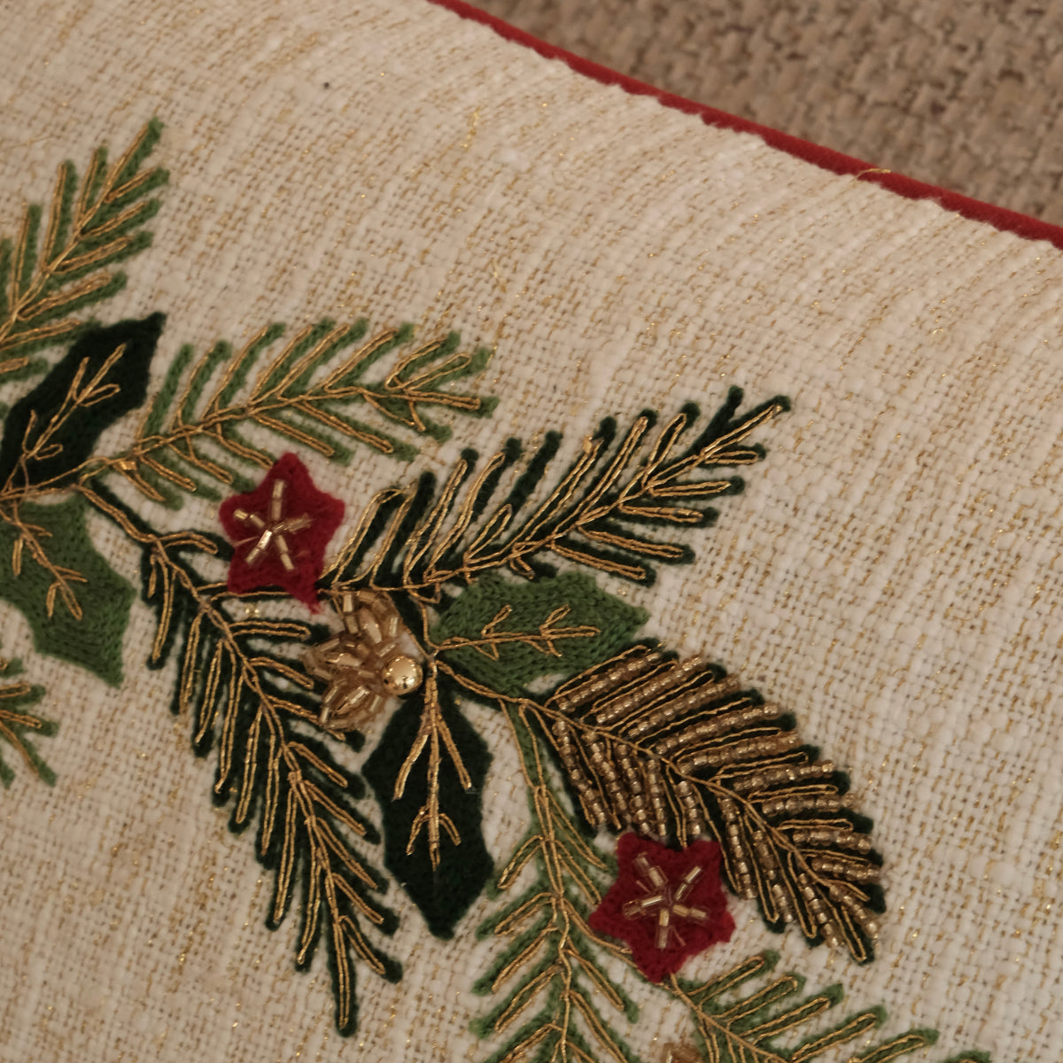 COJIN NAVIDAD CORONA