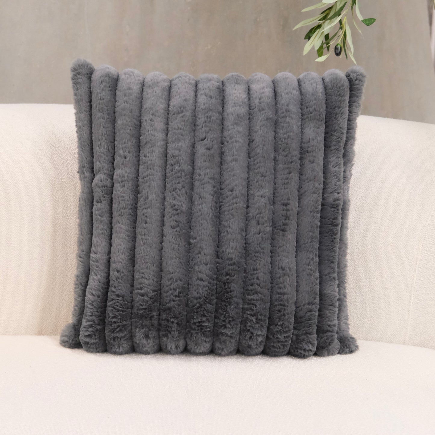 COJIN CUADRADO ACANALADO GRIS