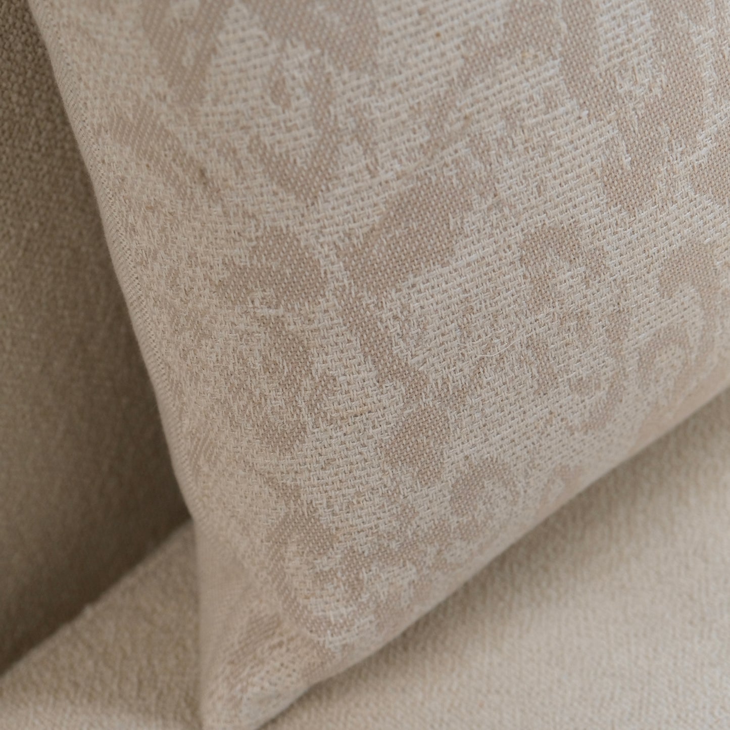 COJÍN CUADRADO LINO BEIGE