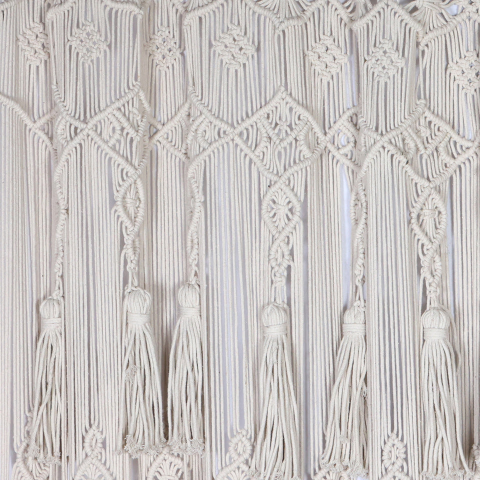 CORTINA MACRAME BORLAS